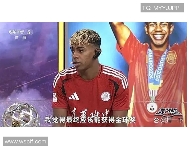 记者独家专访知名足球球星畅谈赛场拼搏与未来梦想